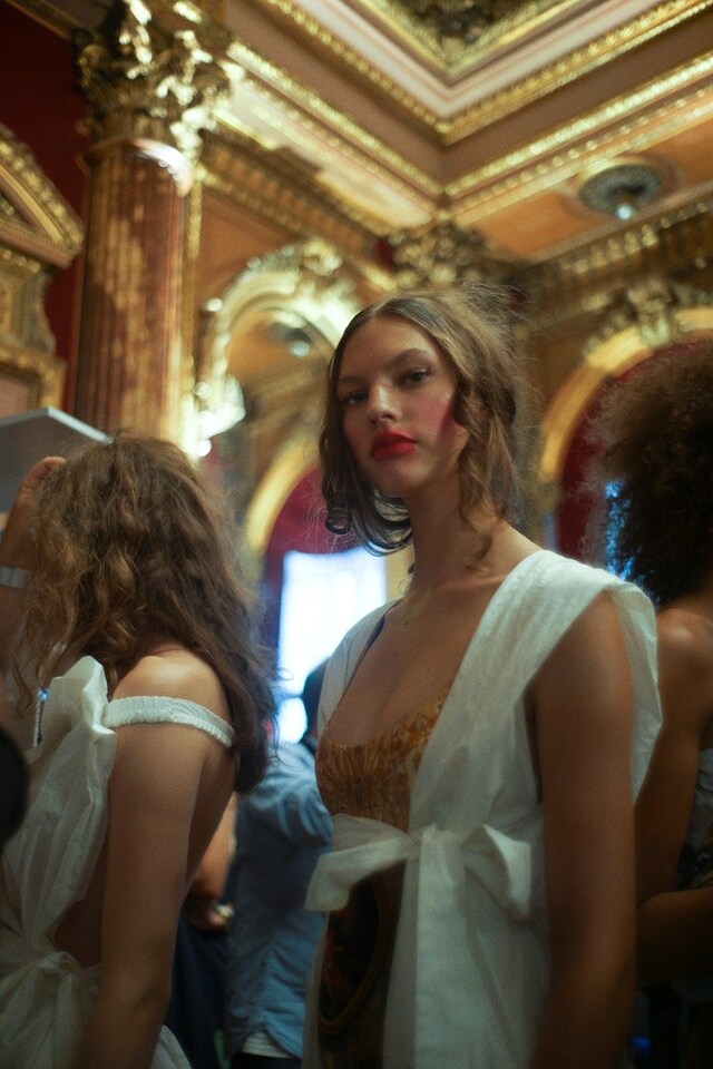 Vivienne Westwood Gold Label SS15, Dazed backstage 5