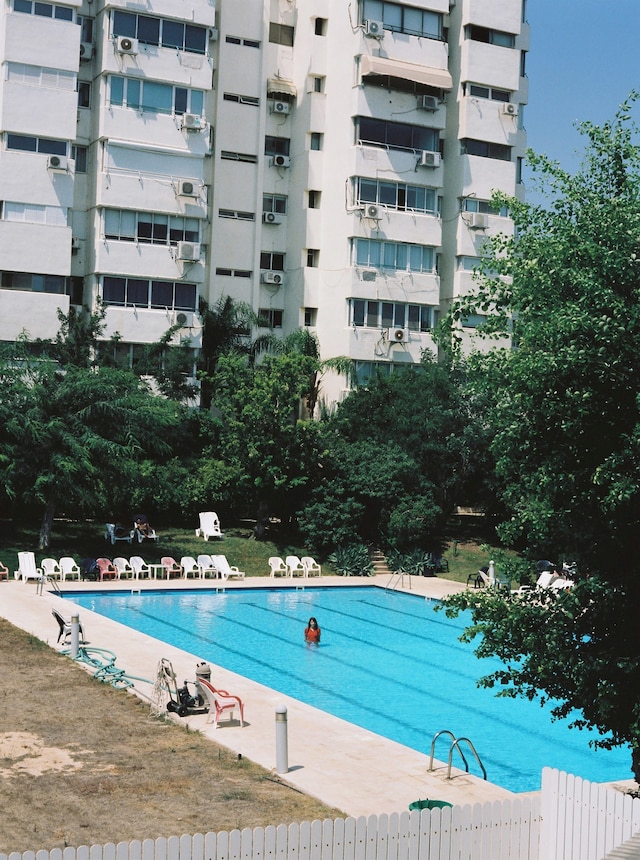 Dafy Hagai&#39;s &quot;Israeli Girls&quot; 11
