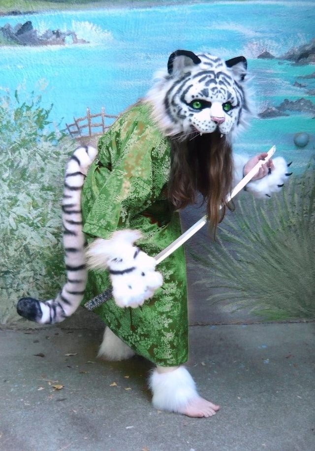 Lilleah West as tiger in a green kimono 15