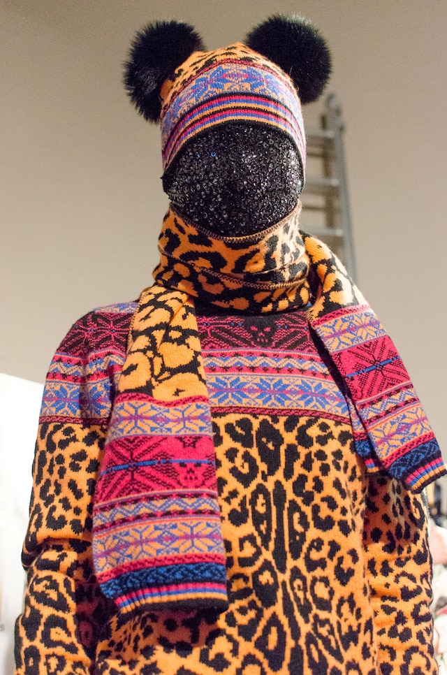 Sibling fashion in Motion V&amp;A London 0