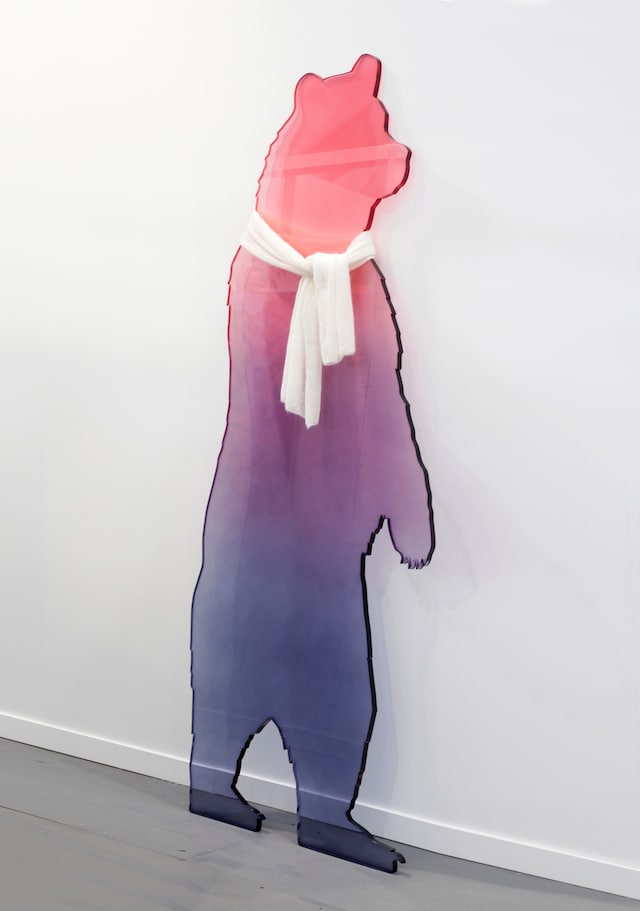 Eddie Peake Pyschosis Galleria Lorcan ONeill Friez