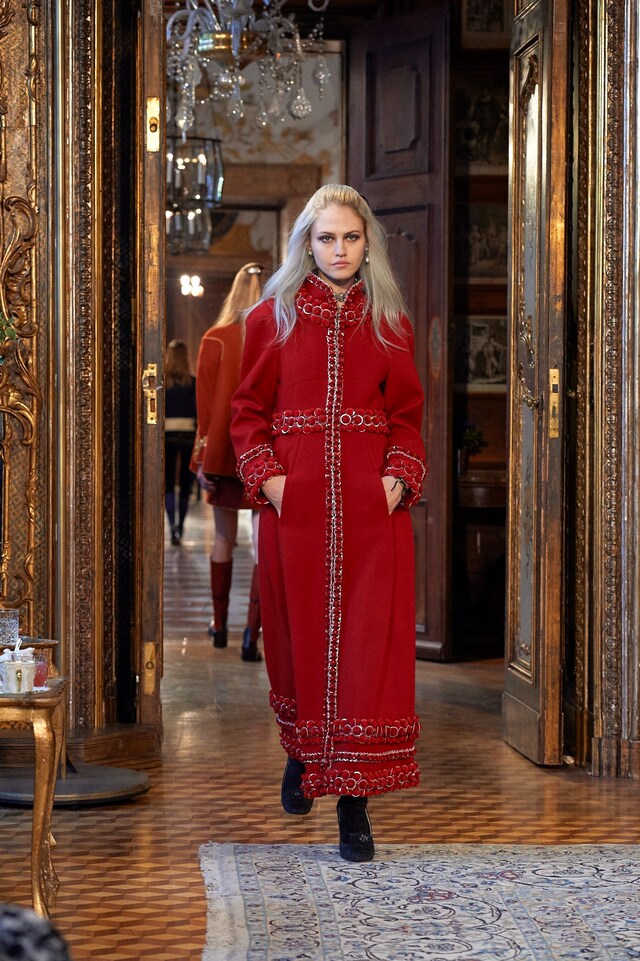 Metiers d&#39;art Paris-Salzburg Prefall 15 Chanel 5