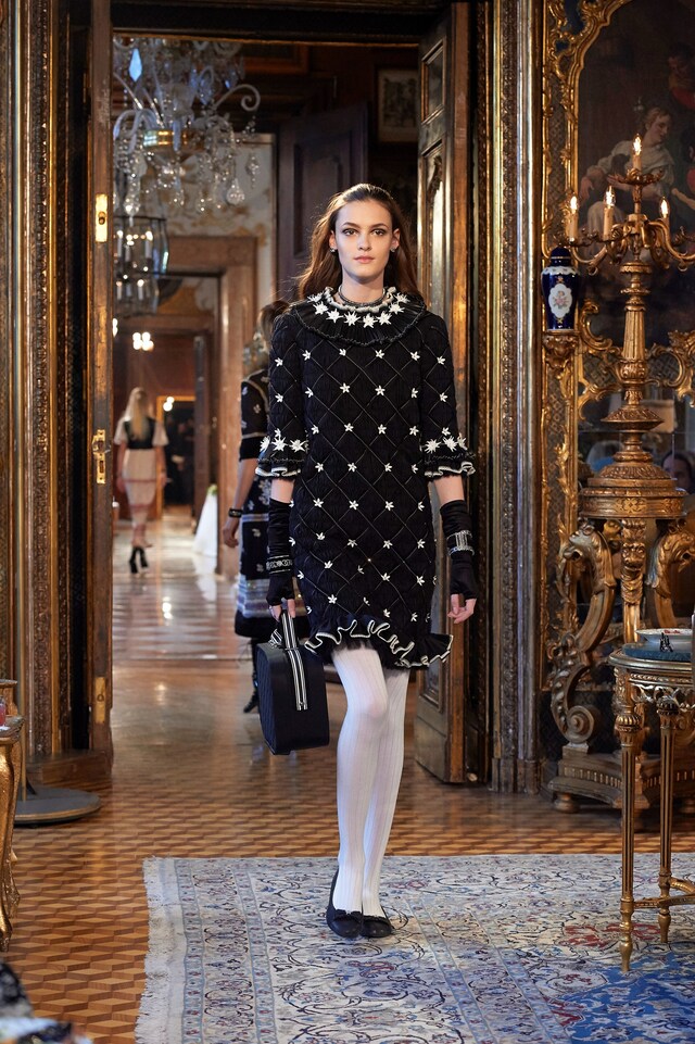 Metiers d&#39;art Paris-Salzburg Prefall 15 Chanel 25