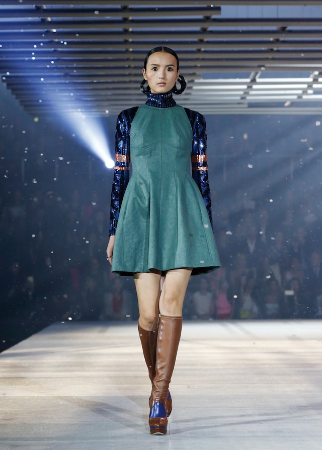Dior Tokyo Pre-AW14 Susie Bubble 10