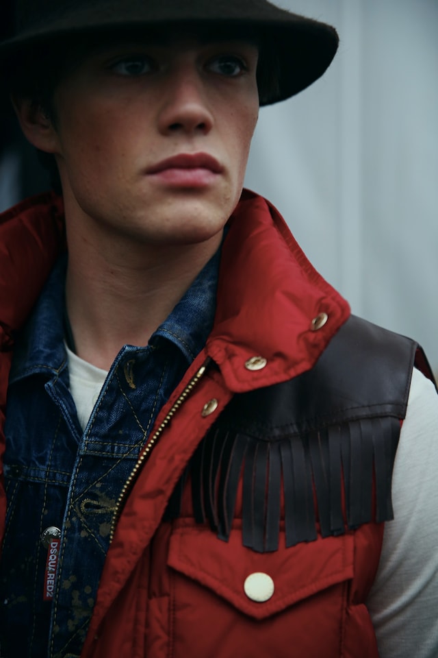 Backstage Dsquared2 menswear cap model aw15 milan 21