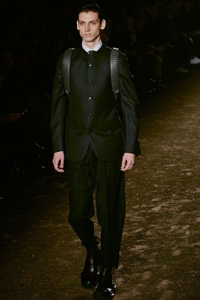 Ermenegildo Zegna Runway Milan AW15 Menswear Dazed black 7