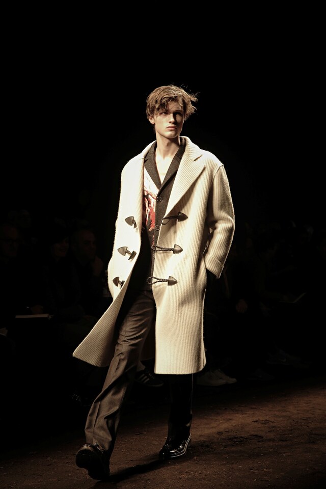 Salvatore Ferragamo Knitwear Cream Leather Brown AW15 Runway 7