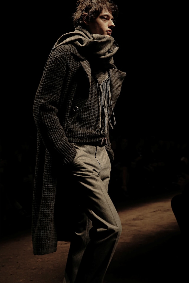 Salvatore Ferragamo Knitwear Scarf Gray Check Pattern Runway 11