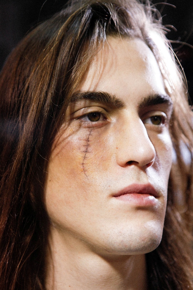 Yohji Yamamoto AW15 Close Up Make Up Scar 24