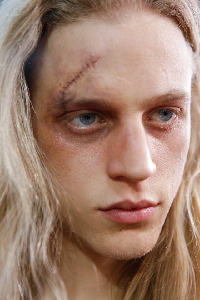 Yohji Yamamoto AW15 Close Up Make Up Scar 26