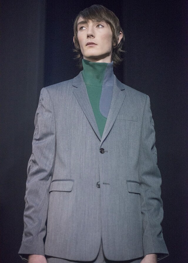 Krisvanassche AW15 Mens Green And Blue Turtleneck Grey Suit 2