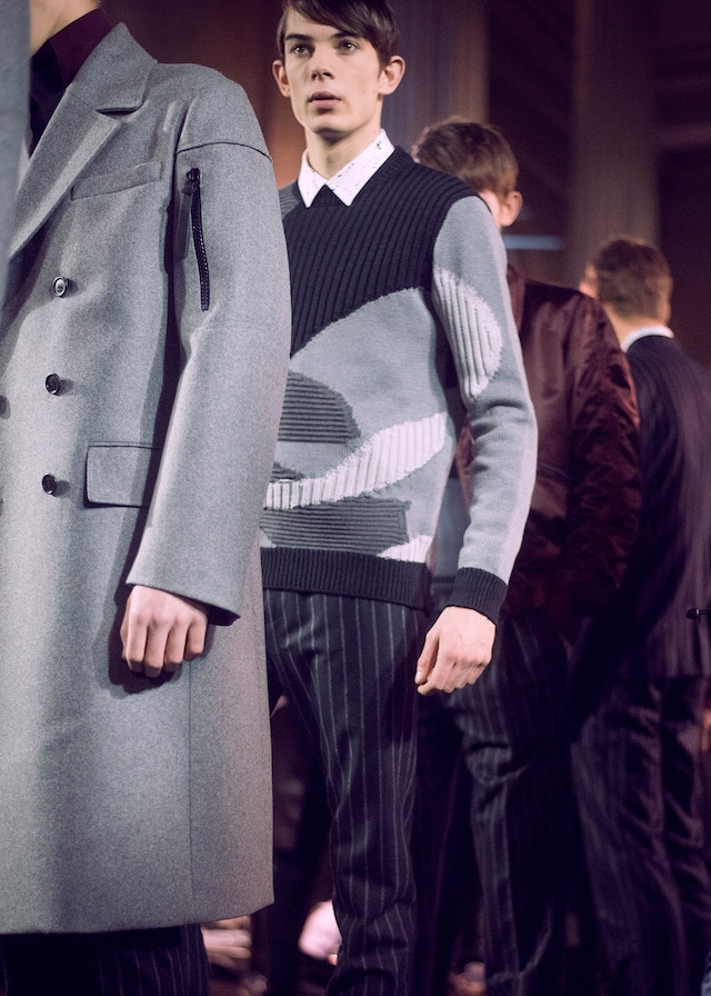 Krisvanassche AW15 Mens Ribbed Patch Jumper Grey Coat Zip 8