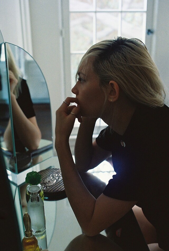 COS and Petra Collins&#39; film Drive Time, BTS 11