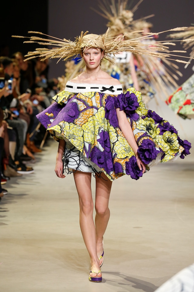 Viktor &amp; Rolf Haute Couture SS15 Straw Hat Cut Out Bow 15