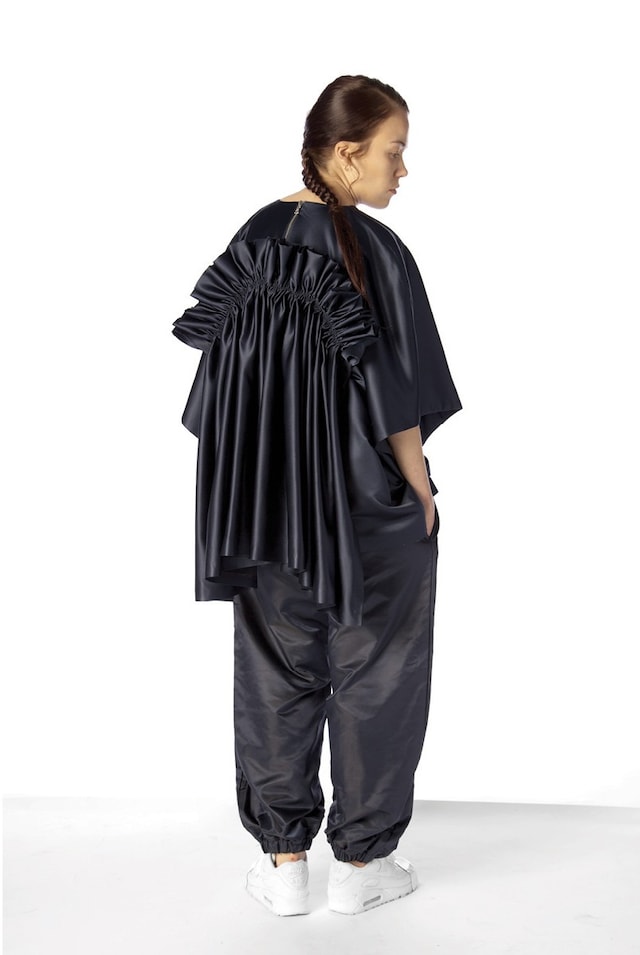 Caitlin Price Central St Martins MA graduate colle 3
