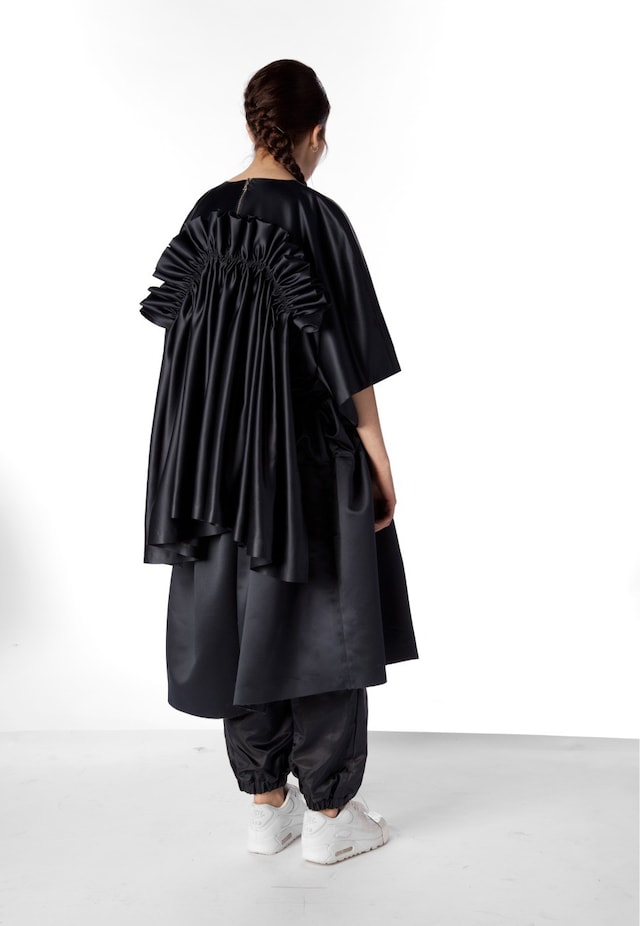 Caitlin Price Central St Martins MA graduate colle 4