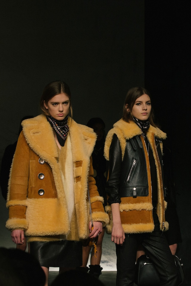 Coach AW15 Shearling Zips Leather Womenswear Neck Scarf Coat 4
