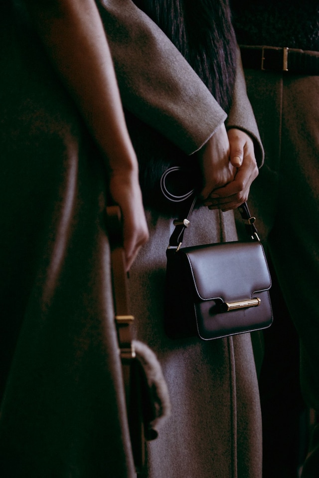 Jason Wu AW15 Womenswear Accessories Structure Luxe Fur 16