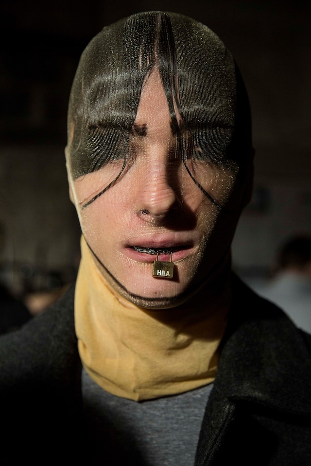 Hood By Air AW15 Dazed backstage womenswear pantyhose lock 6