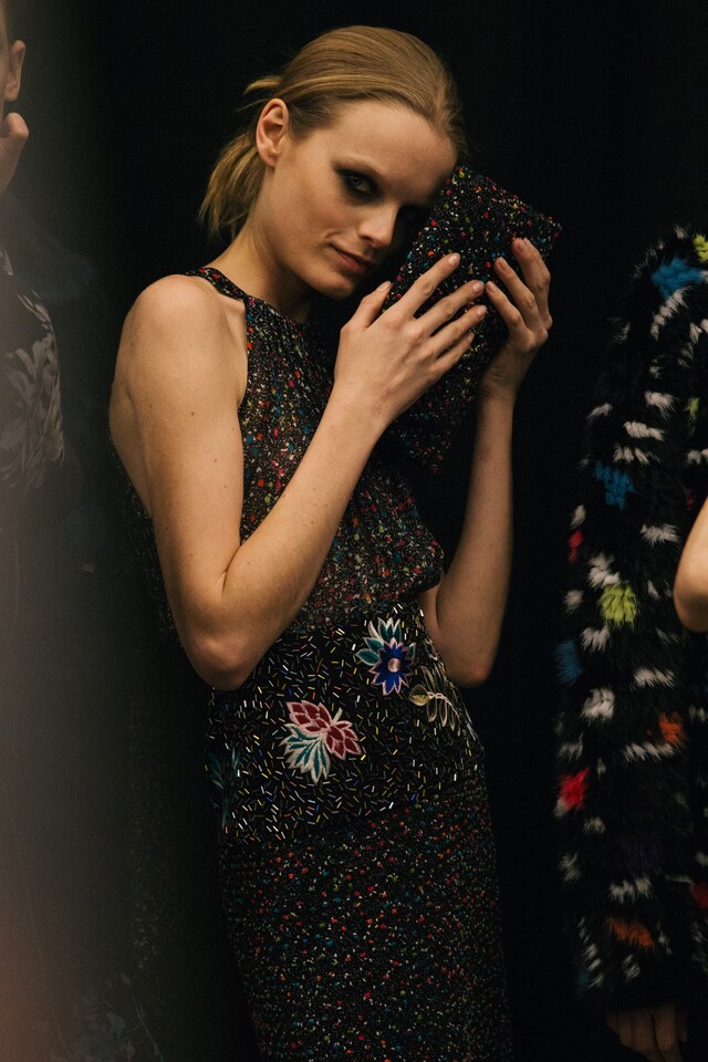Diane von Furstenberg AW15, Hanne Gaby Odiele clutch, Dazed 9