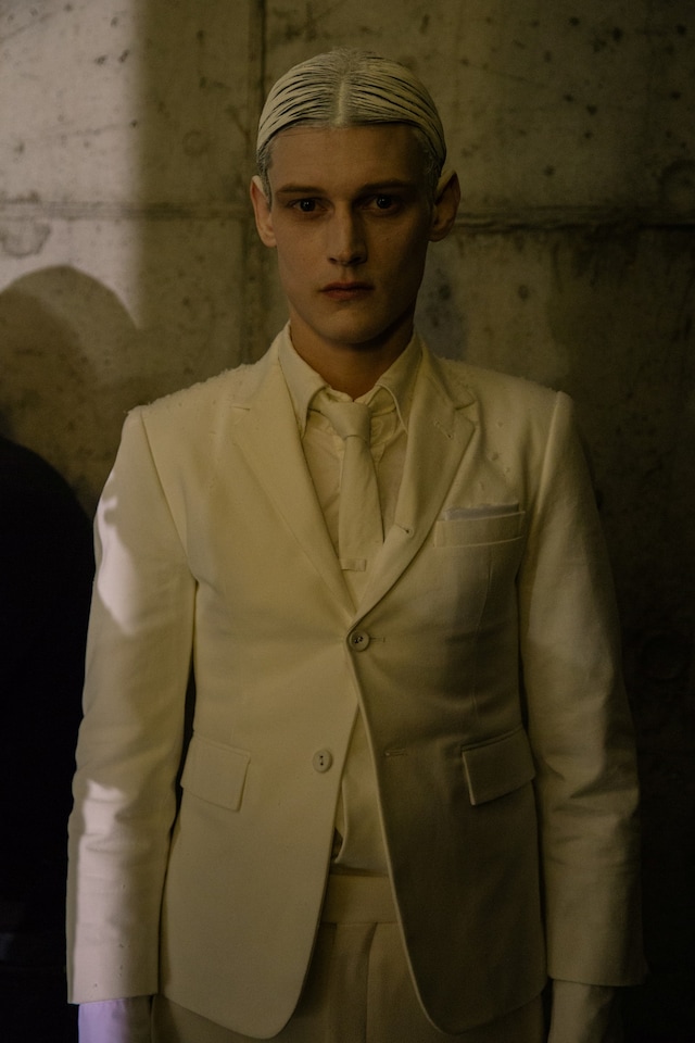 Thom Browne AW15, menswear Dazed backstage, white suit, men 2