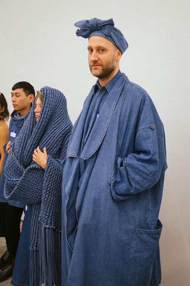 69 Worldwide AW15, Presentation 3