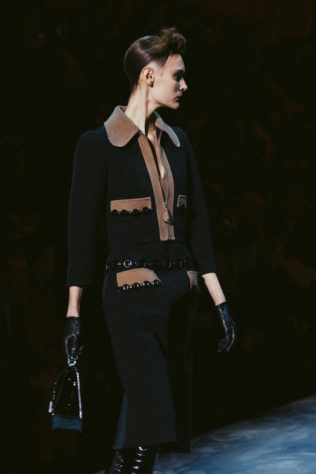 Marc Jacobs AW15 Dazed Womenswear runway traditional pocket 12