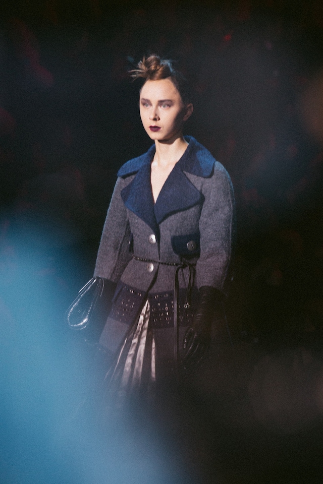 Marc Jacobs AW15 Dazed Womenswear runway wide lapel 20