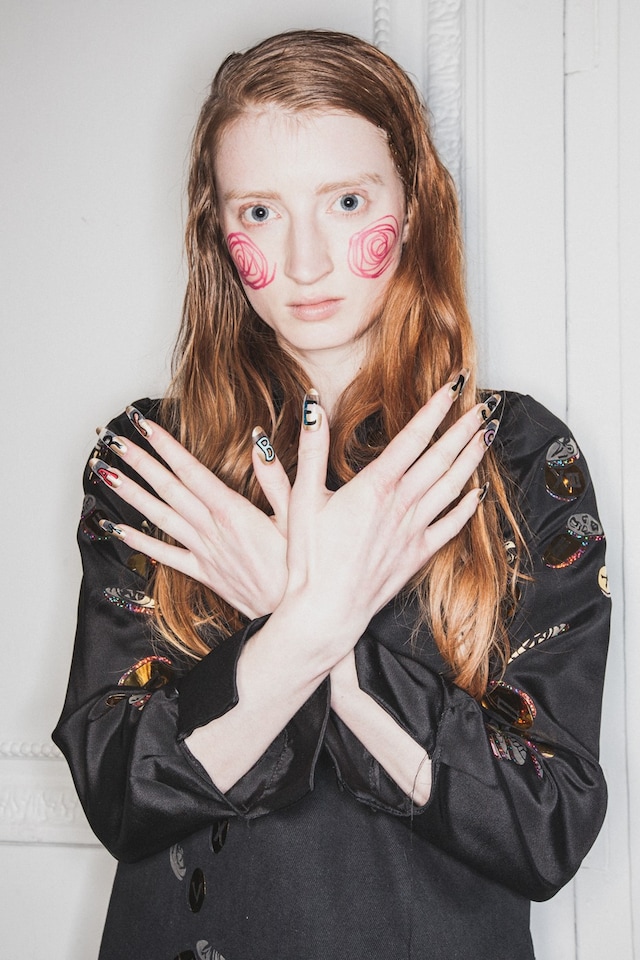 Mary Benson AW15 Fashion East Dazed womenswear makeup crayon 15