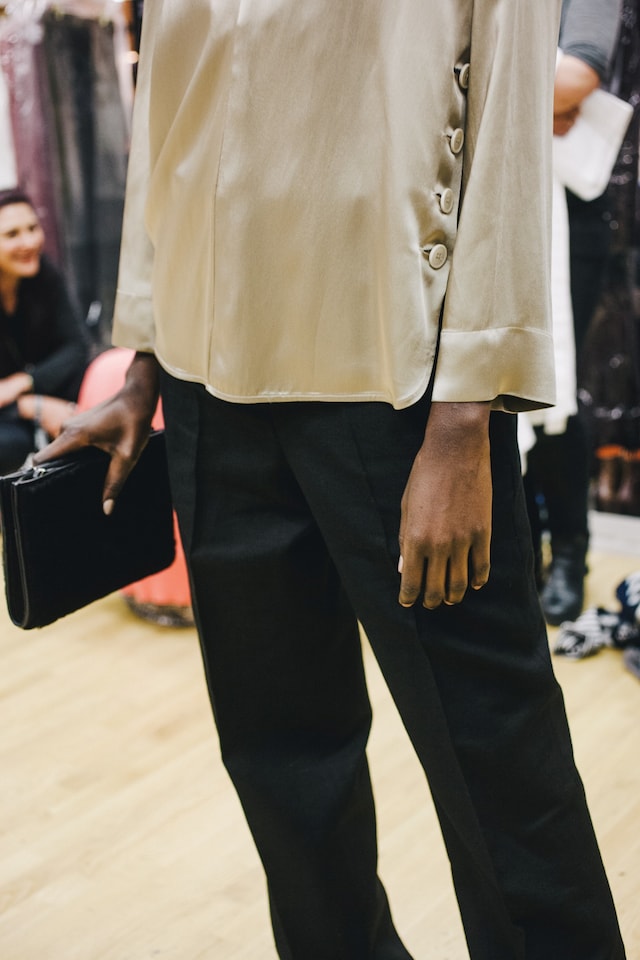 Paul Smith AW15, Dazed, Masculine, Tailoring, Silk, Buttons 20