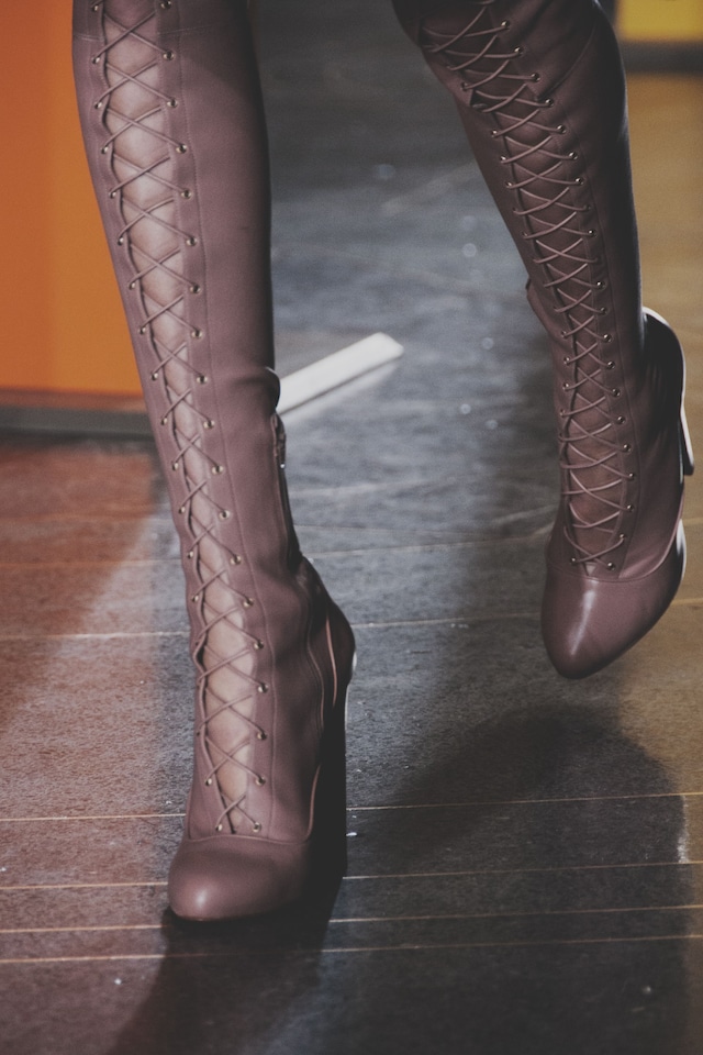 Jonathan Saunders AW15 Dazed Womenswear 60s detail shoes 19