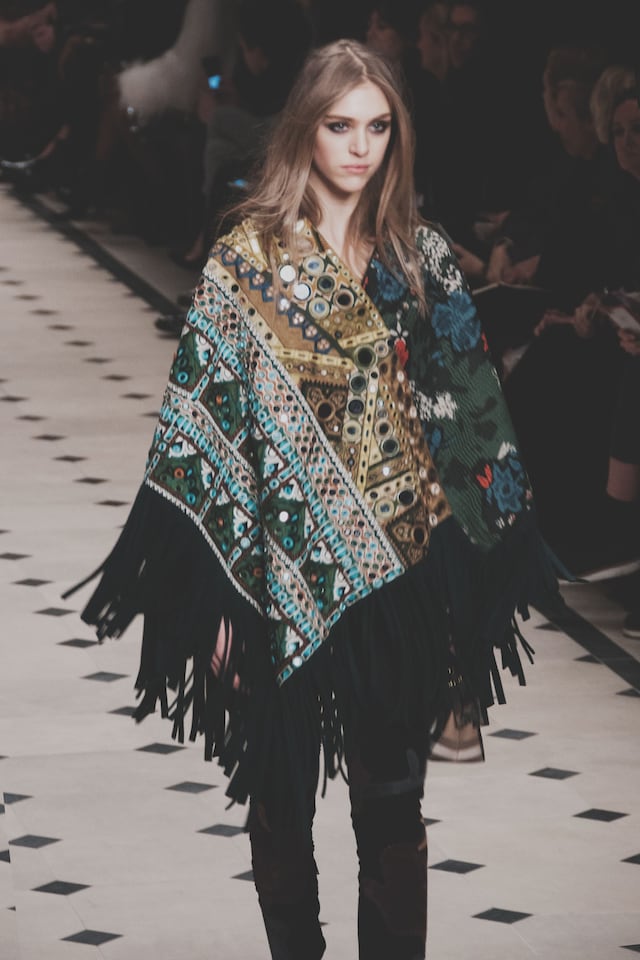 Burberry Prorsum AW15 Womenswear runway Dazed poncho 70s 18