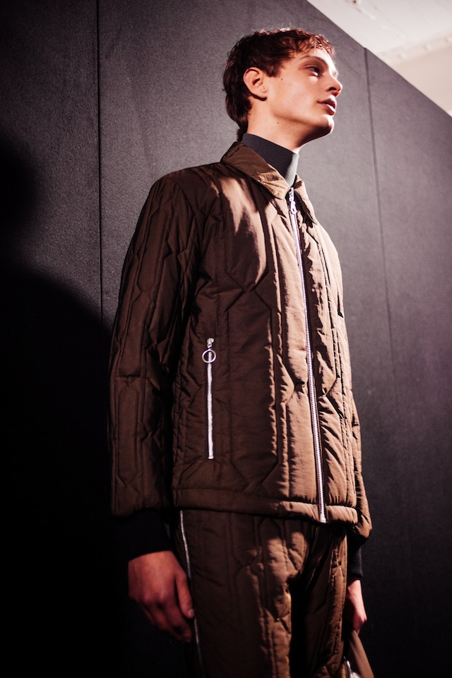 Hunter AW15, Dazed backstage, womenswear puffa jacket beige 3