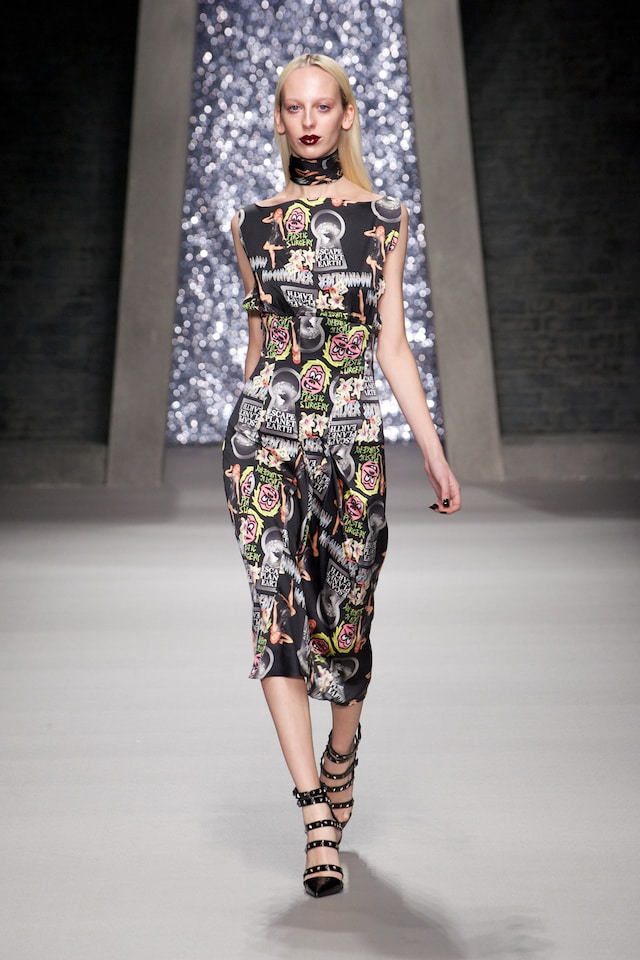 Ashley Williams AW15, Womenswear, Logo Print Boat Neck Dress 6