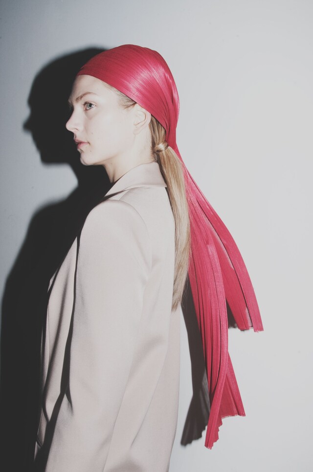 H by Hakaan Yildirim AW15 Womenswear Dazed backstage red 6