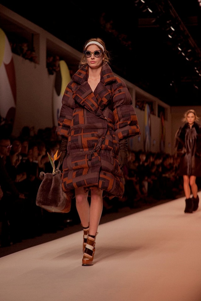 Fendi AW15, Womenswear, Dazed Puffer Coat Sunglasses Fur Bag 5