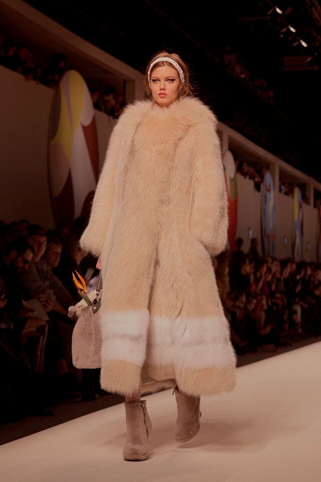 Fendi AW15, Womenswear, Dazed Alice Band Fur Coat Stripes 6