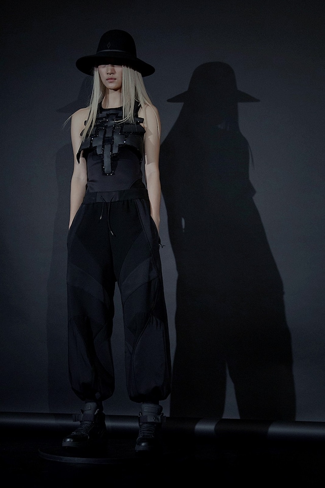 Marcelo Burlon County of Milan AW15 Womenswear harness hat 2