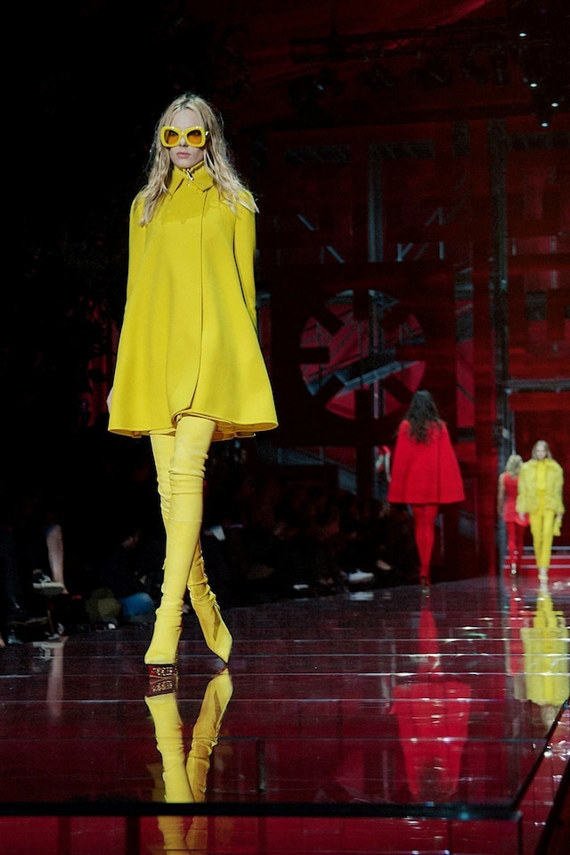 Versace AW15 Dazed runway womenswear yellow cape sunglasses 2
