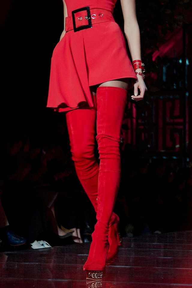 Versace AW15 Dazed runway womenswear red detail belt boots 20
