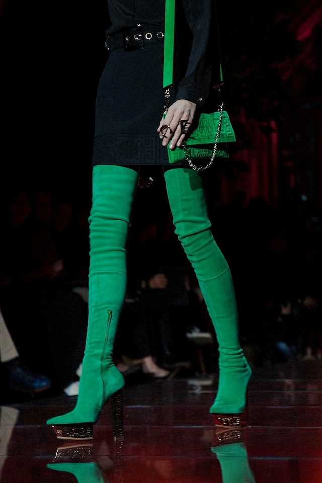 Versace AW15 Dazed runway womenswear green detail boots bag 19