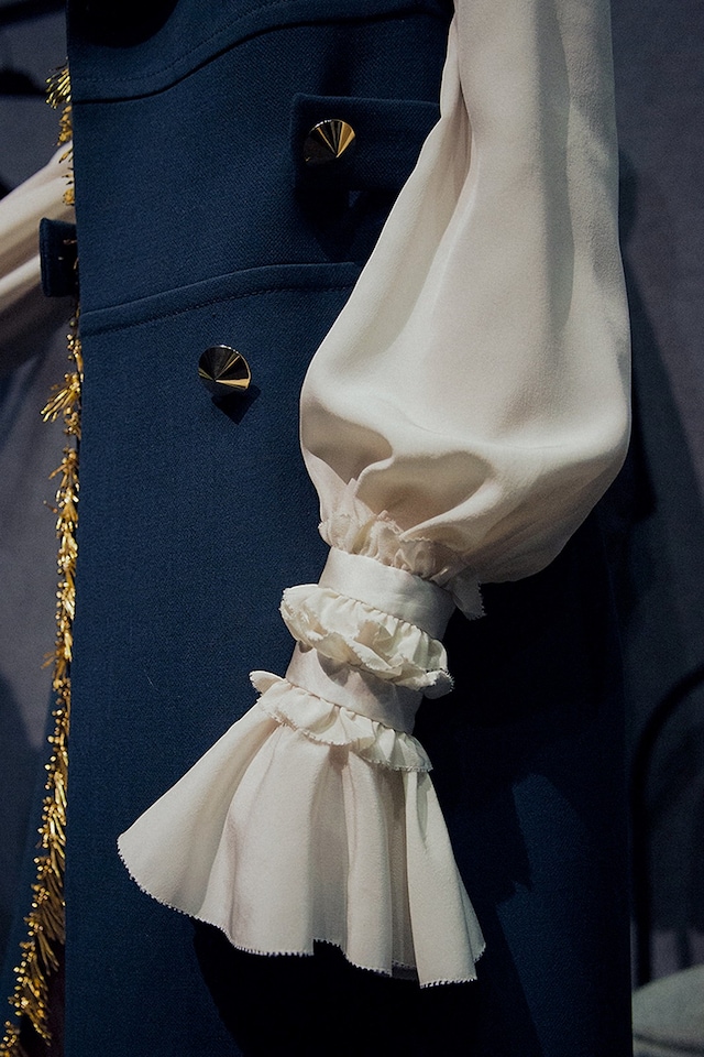 Roberto Cavalli AW15 Dazed backstage Womenswear bouffant 12