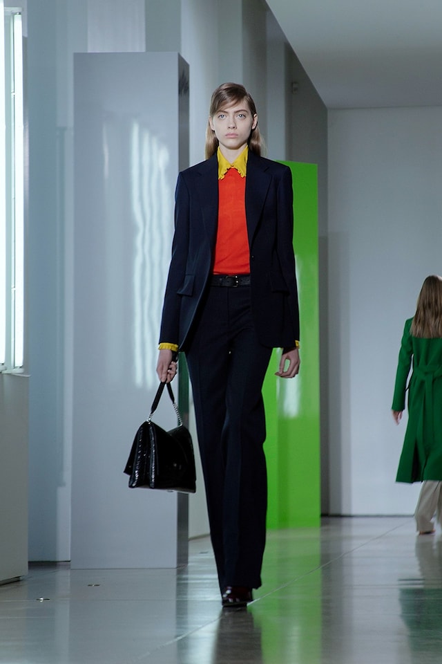 Jil Sander AW15, Dazed runway, Womenswear, Yellow Collar 5