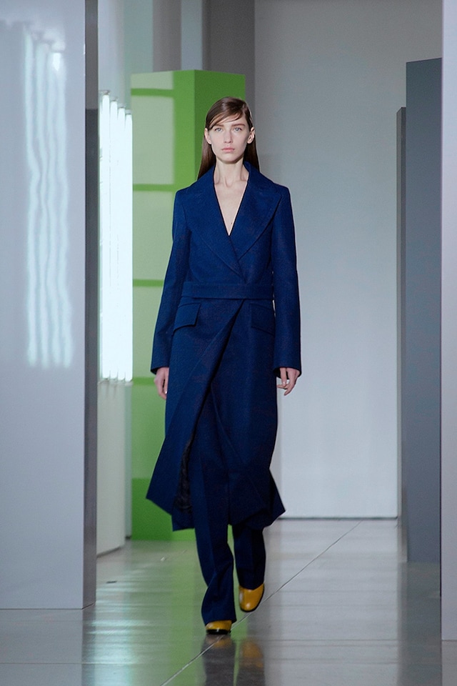 Jil Sander AW15, Dazed runway, Womenswear, Belted Nay Coat 7
