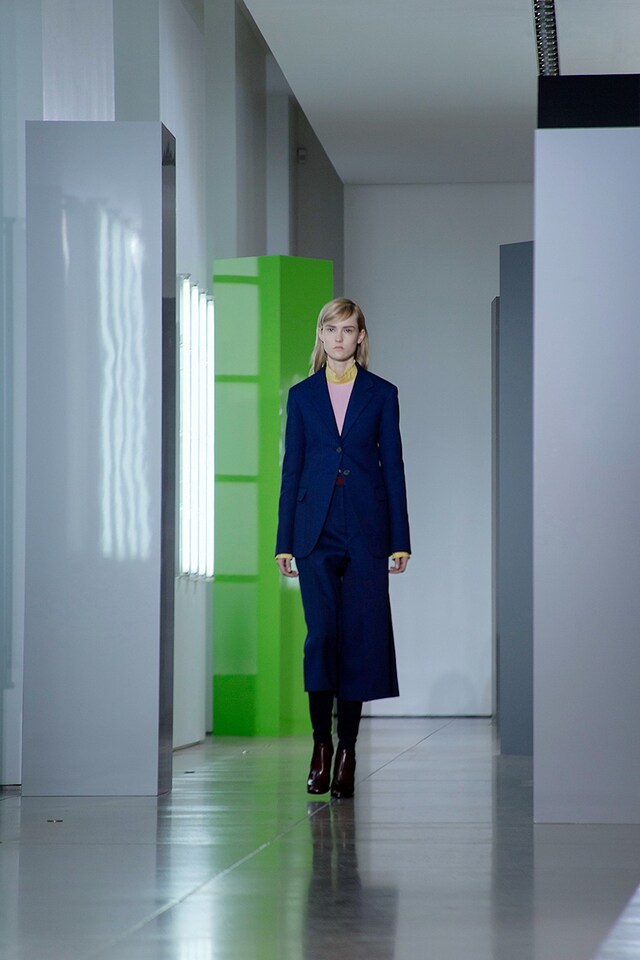 Jil Sander AW15, Dazed runway, Womenswear, Navy Two Piece 22