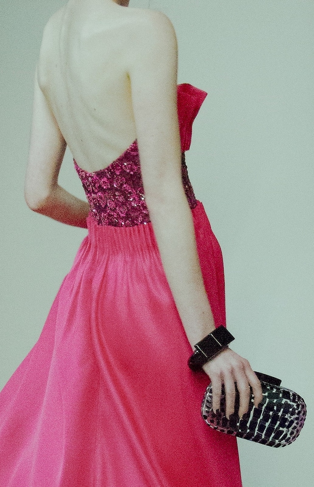 Giorgio Armani AW15 Dazed backstage Womenswear backless red 18