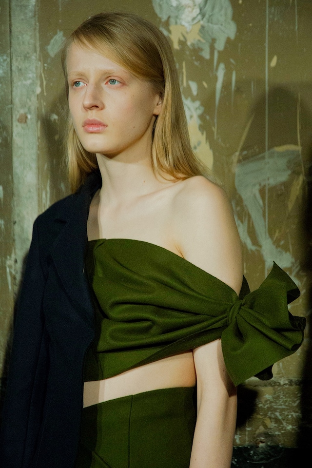 Jacquemus AW15 Dazed backstage Womenswear childhood bows 10