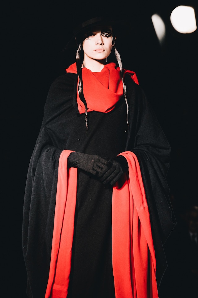 Yohji Yamamoto AW15, Dazed runway, Womenswear, Paris 4