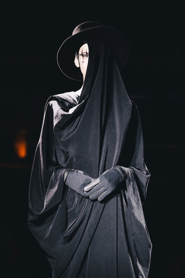Yohji Yamamoto AW15, Dazed runway, Womenswear, Paris 5