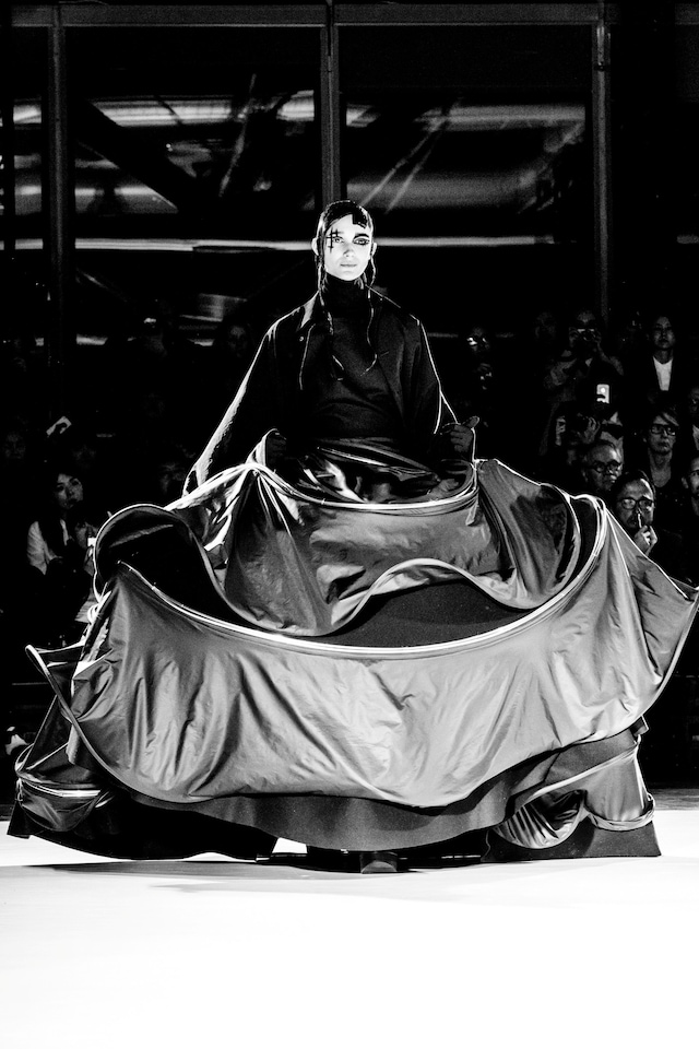 Yohji Yamamoto AW15, Dazed runway, Womenswear, Paris 11